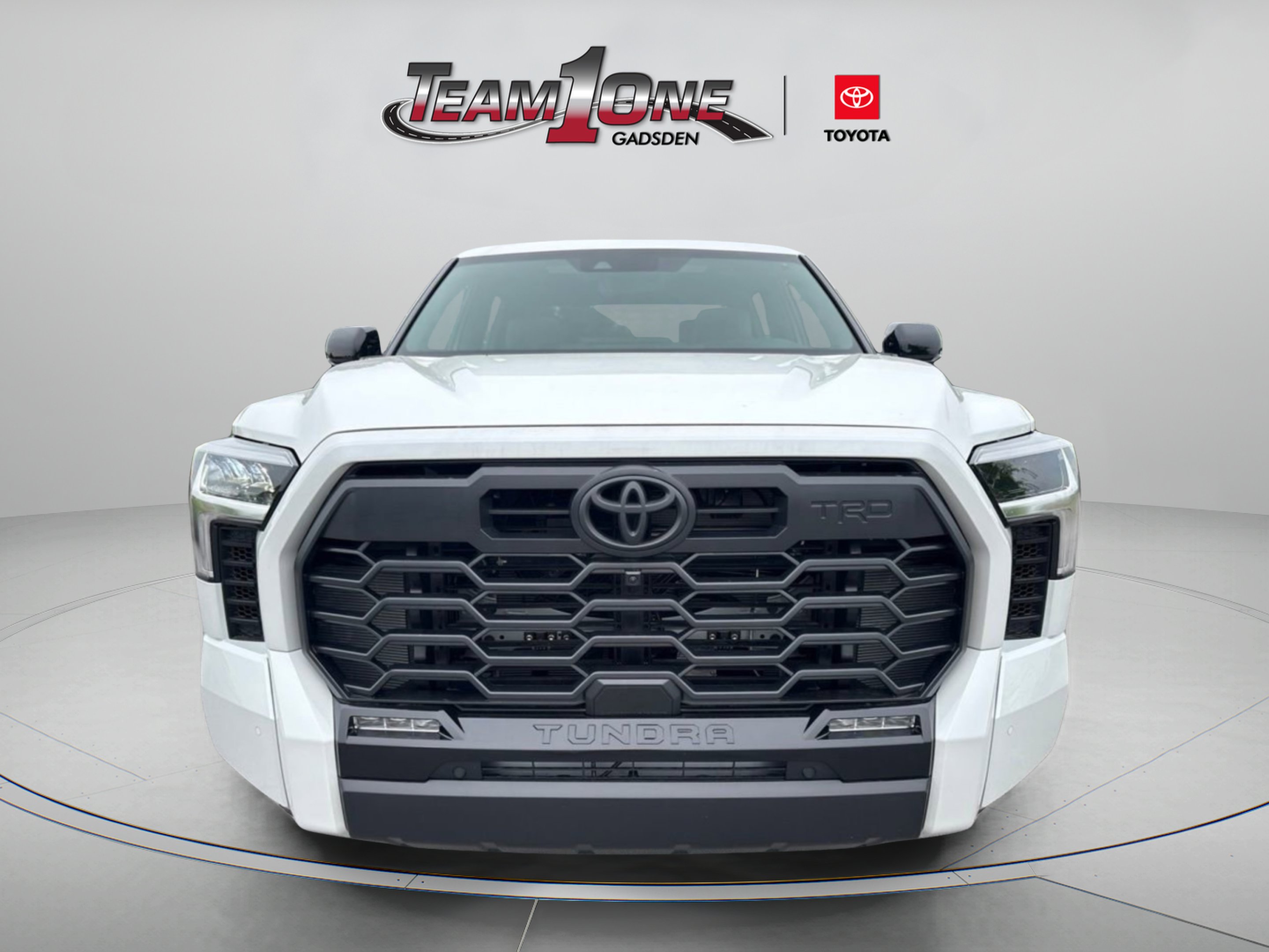 2026 Toyota Tundra Limited - Photo 3