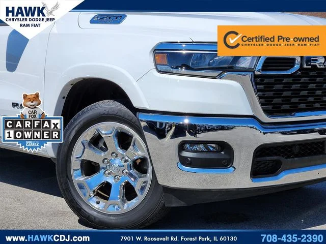Used 2025 White Ram Big Horn/Lone Star image 3