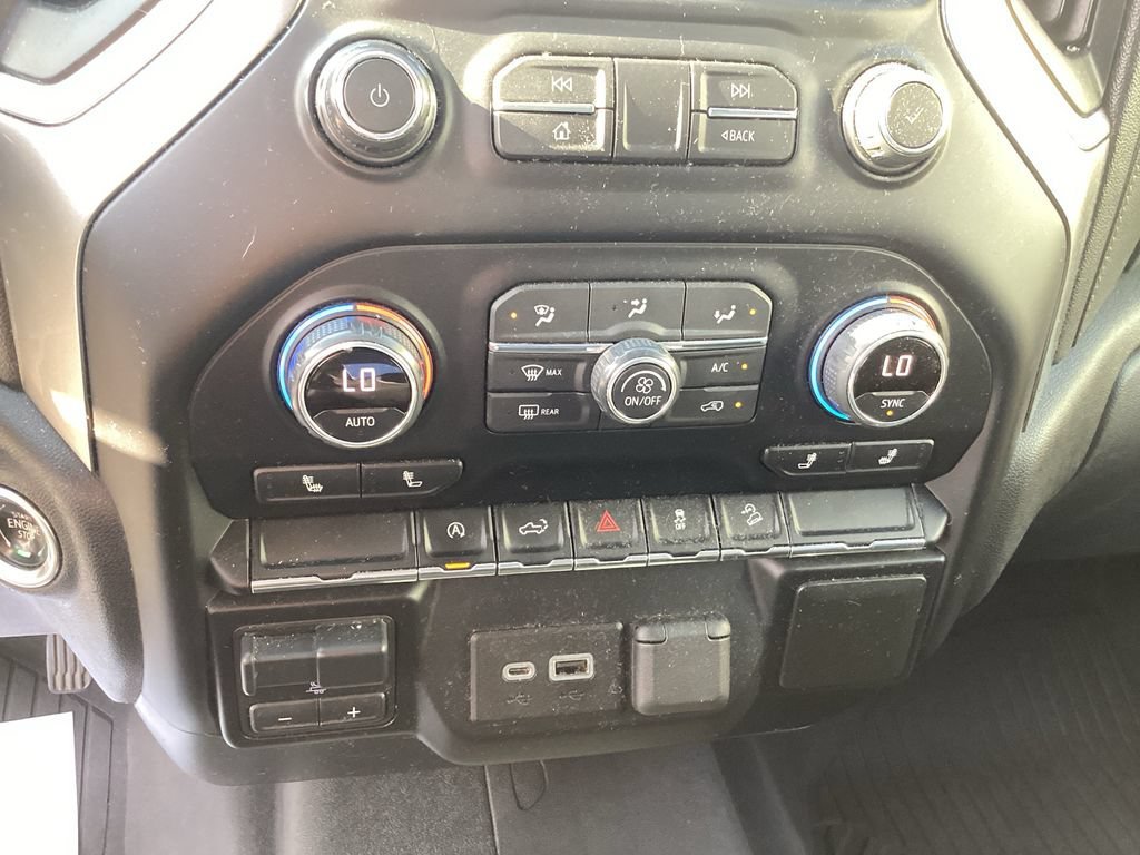 Used 2021 SUMMIT WHITE Chevrolet RST image 30