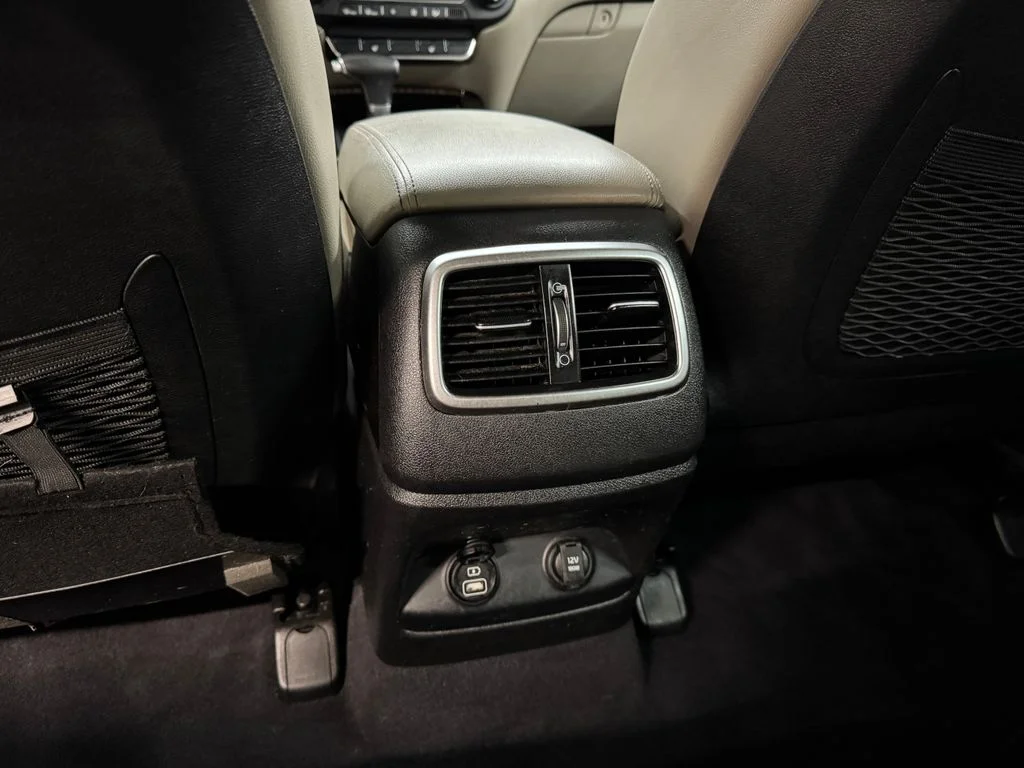 Used 2019 Red Kia EX image 25