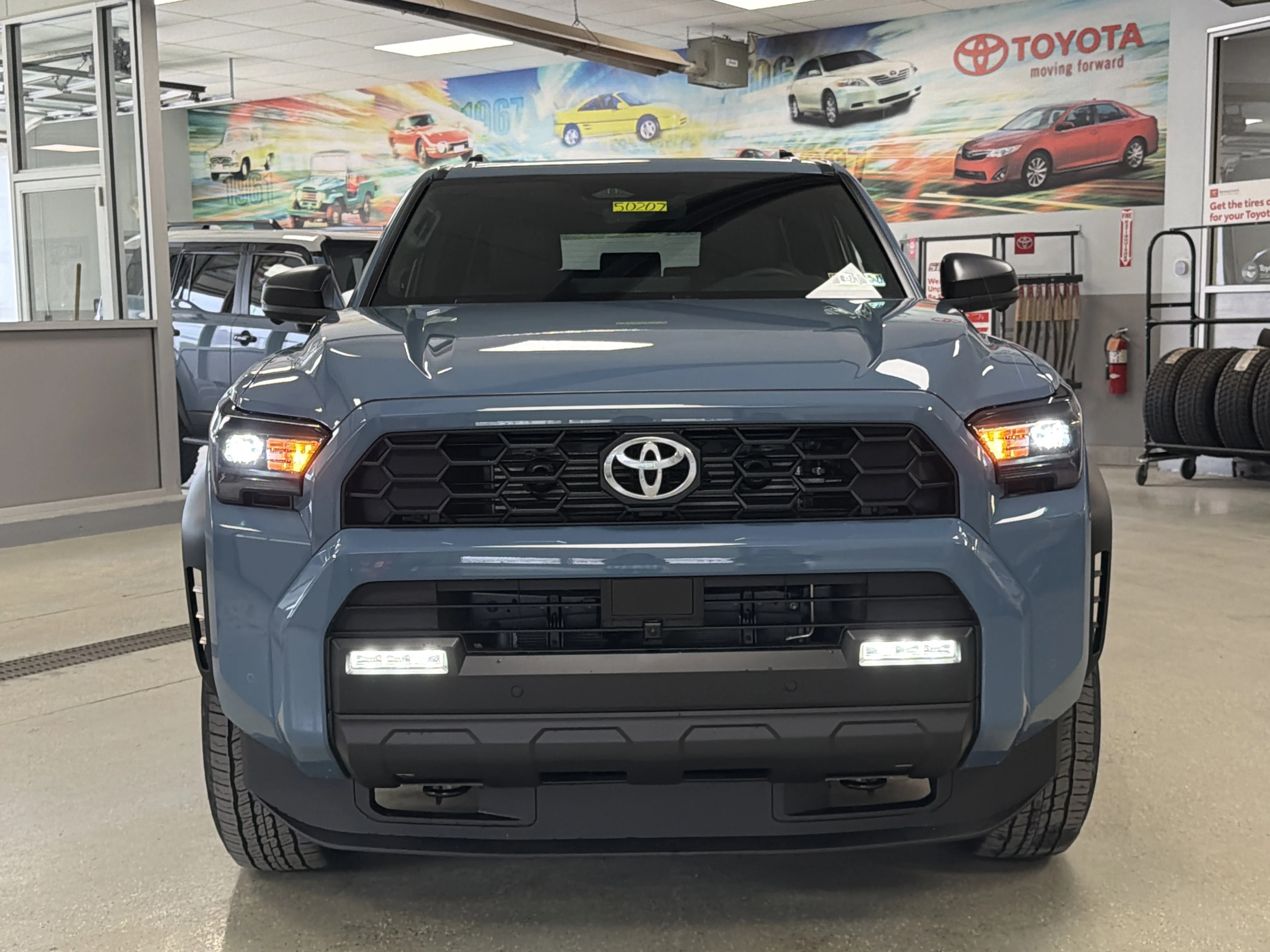 2026 Toyota 4Runner TRD Off-Road Premium - Photo 7