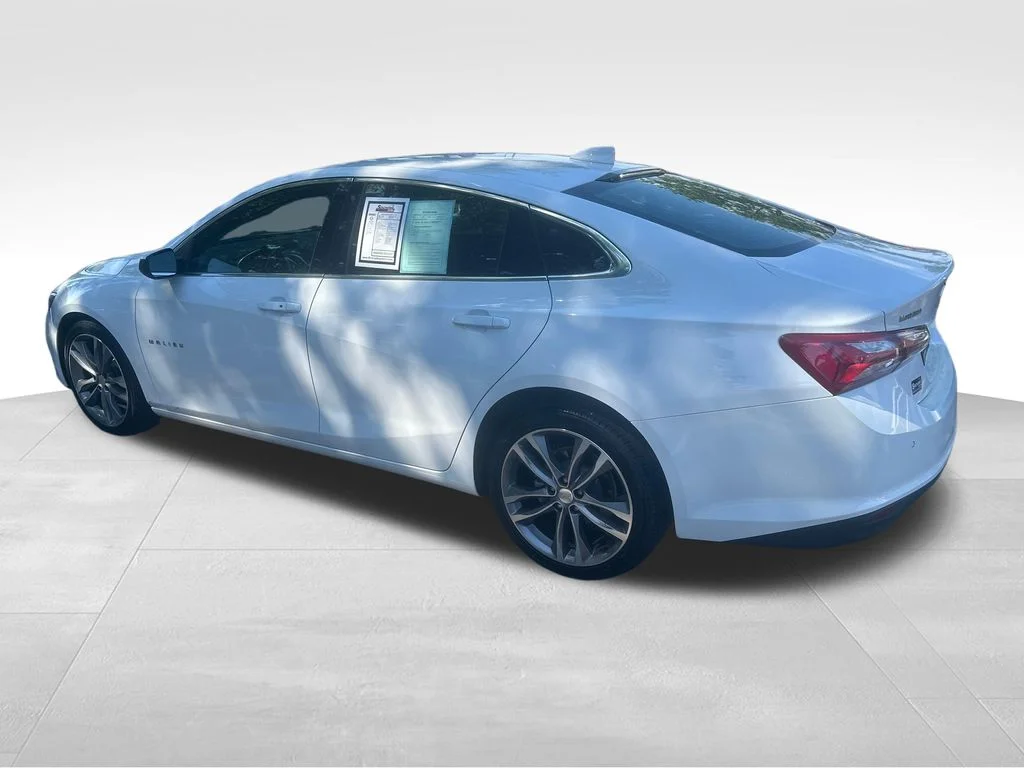 Used 2024 White Chevrolet LT image 17