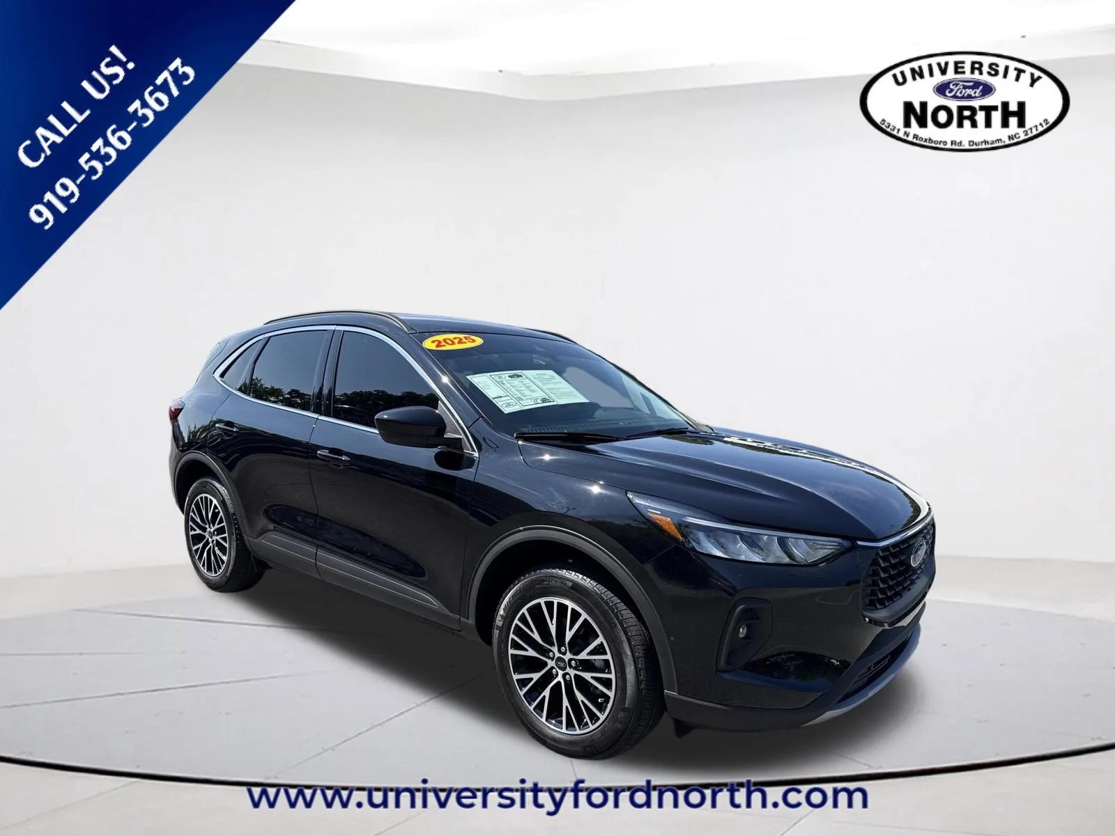 Used 2025 Agate Black Metallic Ford PHEV image 1