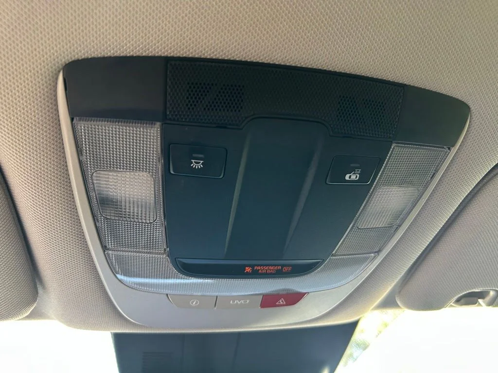 Used 2022 Black Kia EX image 50