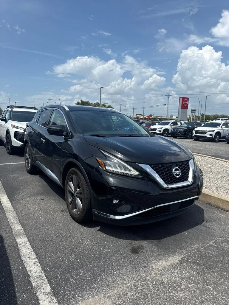 Used 2021 Black Nissan Platinum image 1