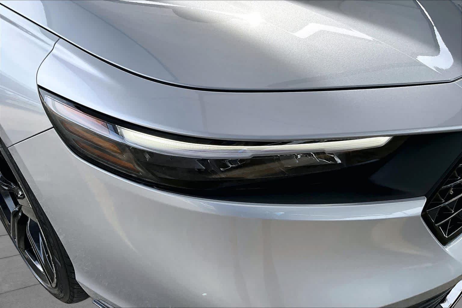 2023 Honda Accord Hybrid Sport-L - Photo 28