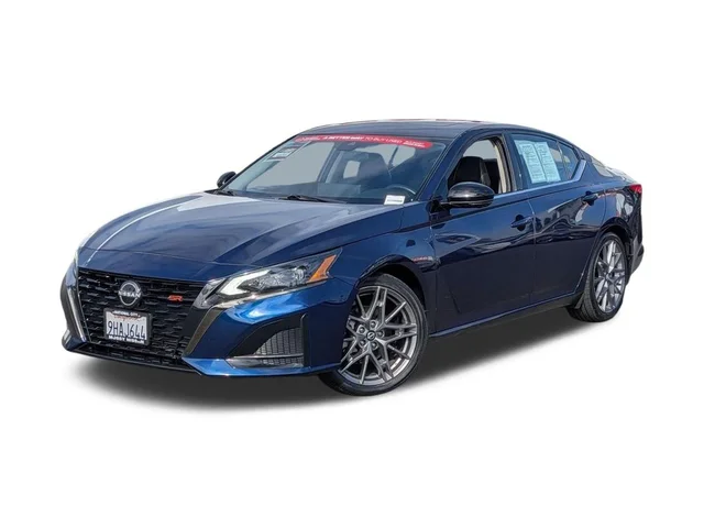 2023 Nissan Altima 2.0 SR