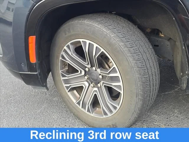 Used 2024  Jeep Series II image 25