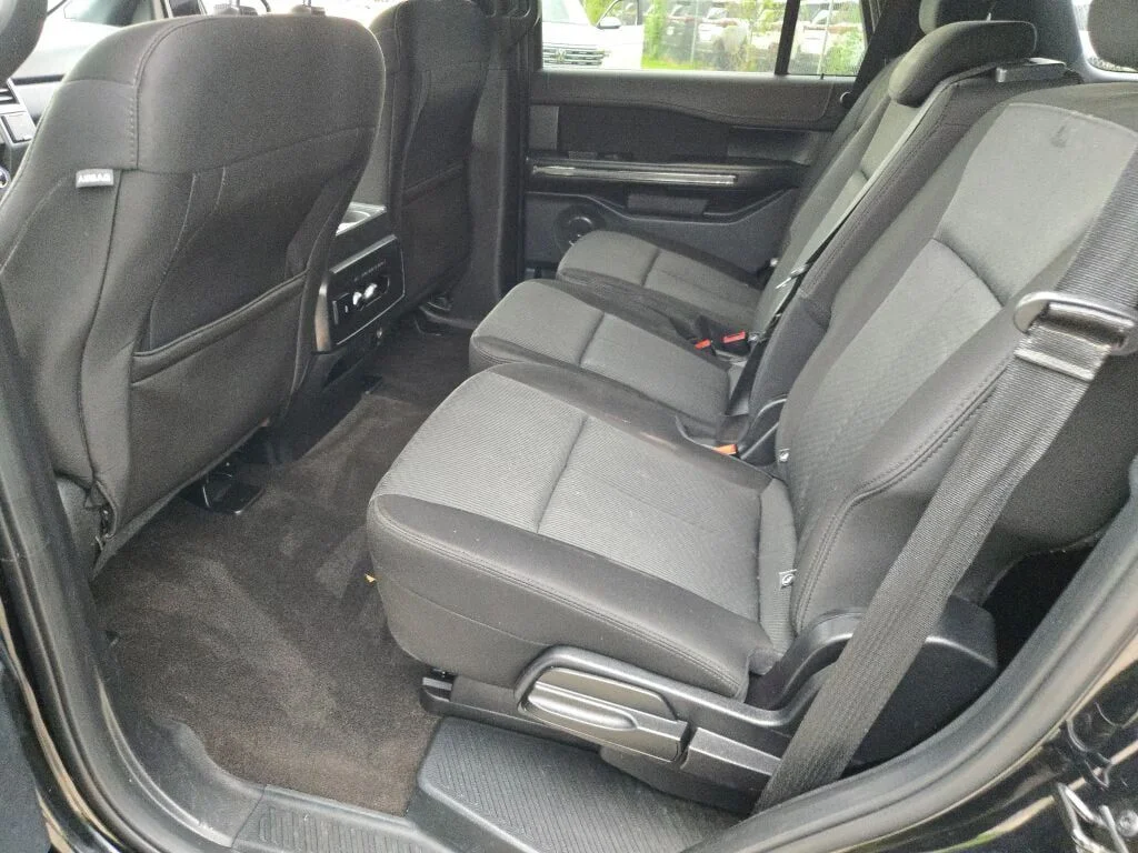 Used 2021 Black Ford XLT image 17