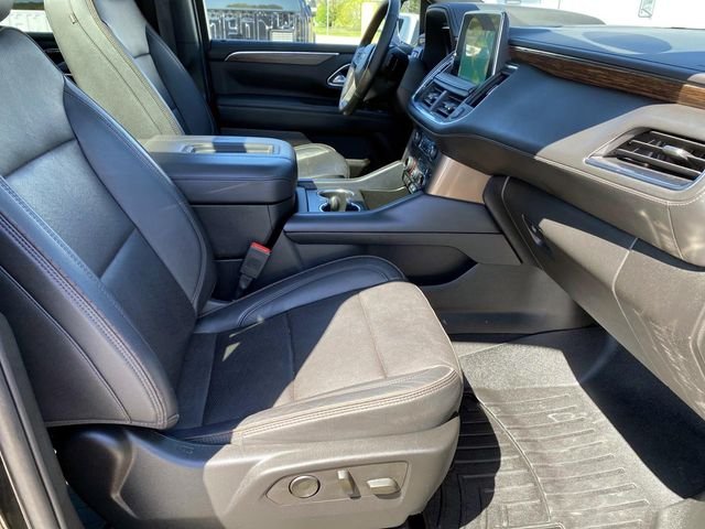 Used 2022 Black Chevrolet High Country image 25