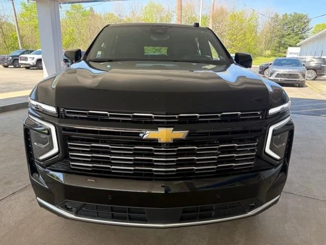 2026 Chevrolet Suburban High Country 4WD's photo