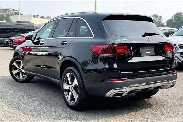 Certified Used 2022 Black Mercedes-Benz GLC 300 image 10