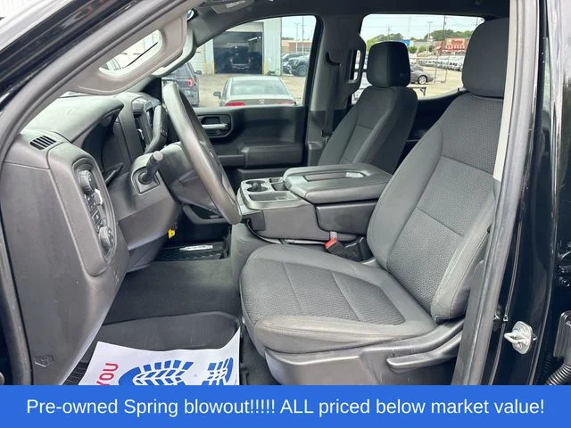 Used 2021 Black Chevrolet Custom image 17