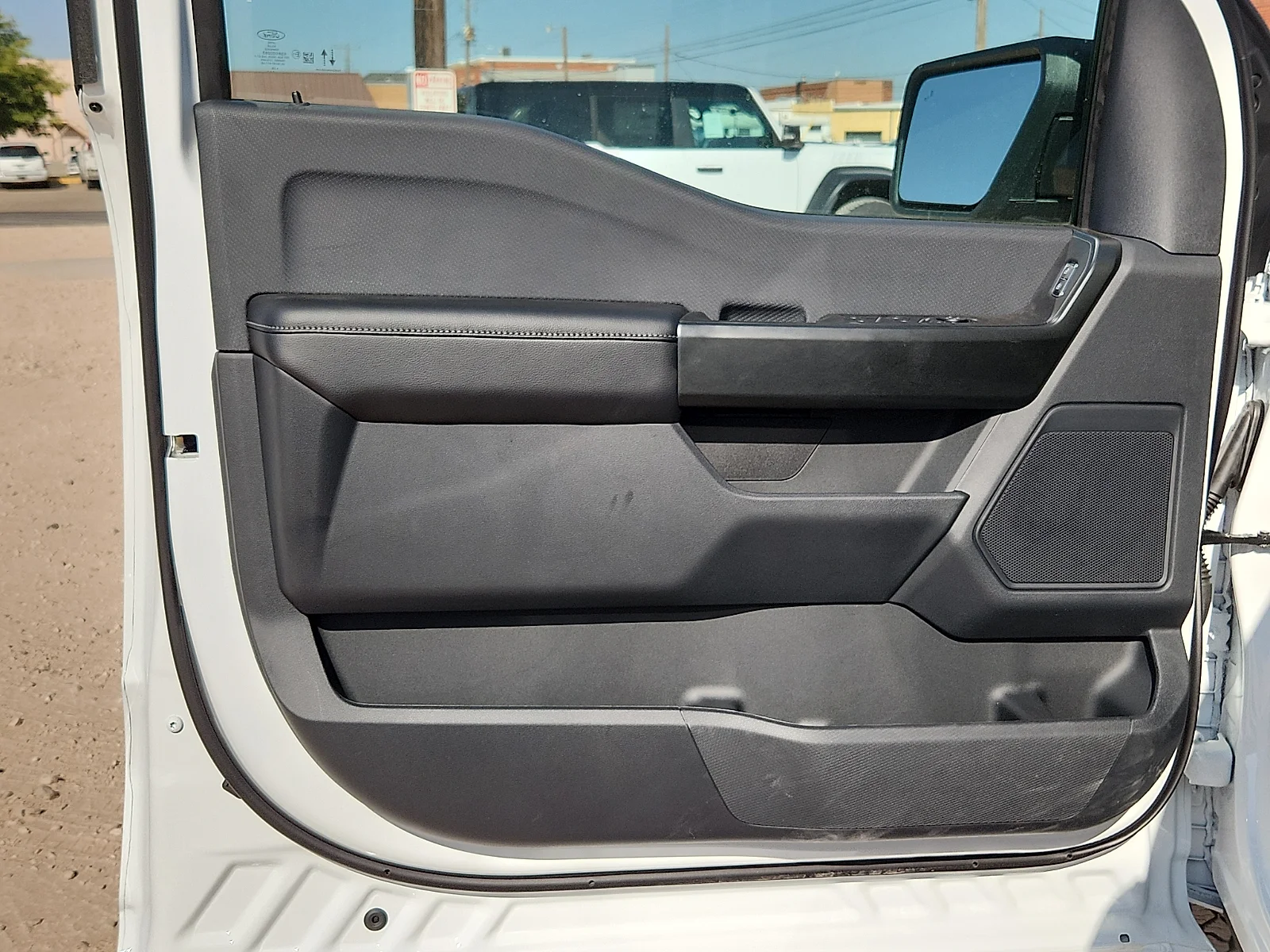 New 2026 Oxford White Ford STX image 14