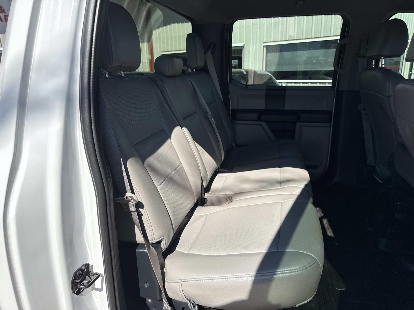 Used 2019 Oxford White Ford XL image 9