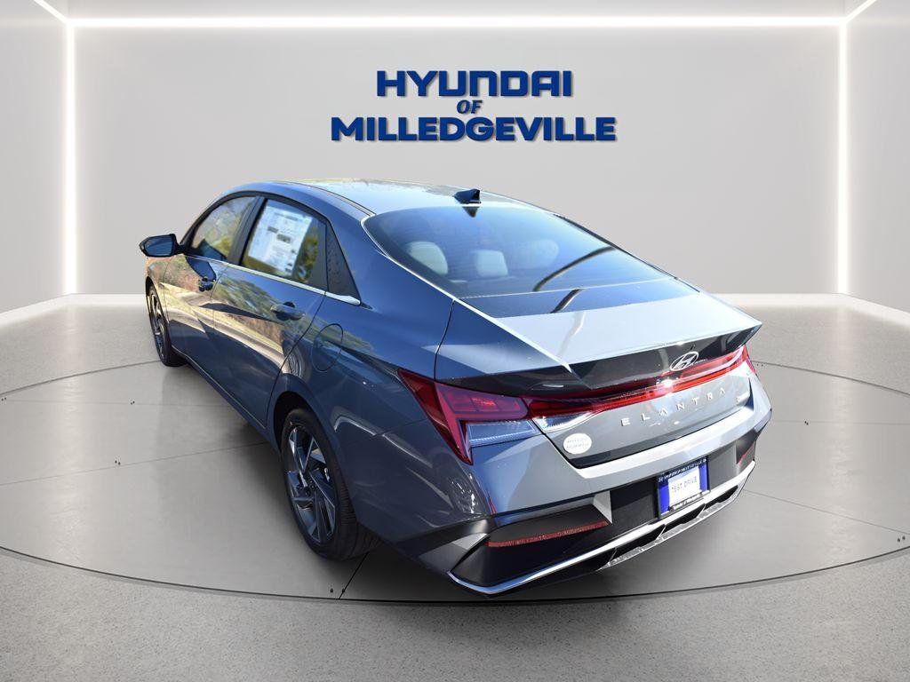 New 2026 Ecotronic Gray Hyundai Limited image 4