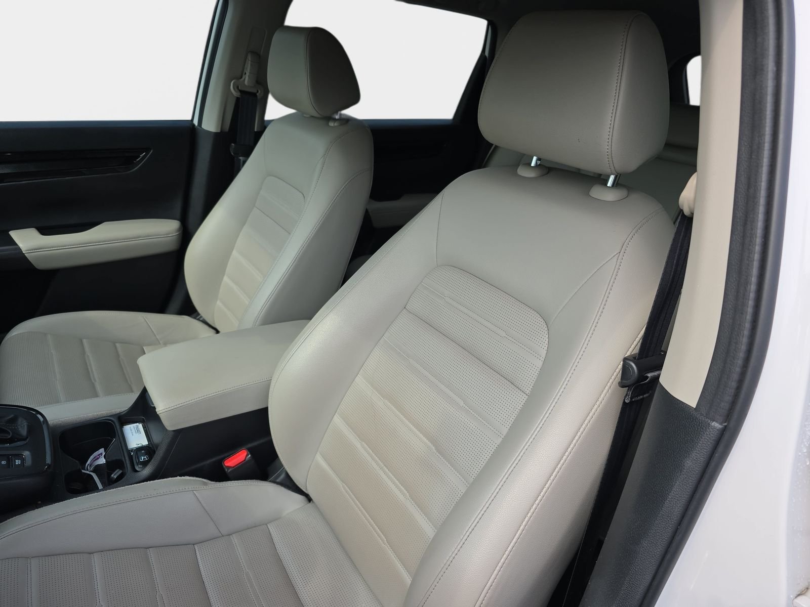 Used 2023 White Honda EX-L image 7
