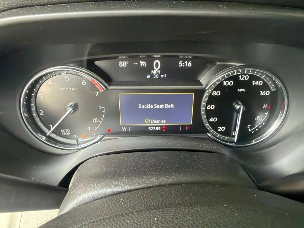 Used 2021 White Cadillac Luxury image 13