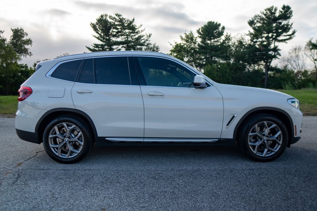 Used 2021 Alpine White BMW xDrive30i image 13