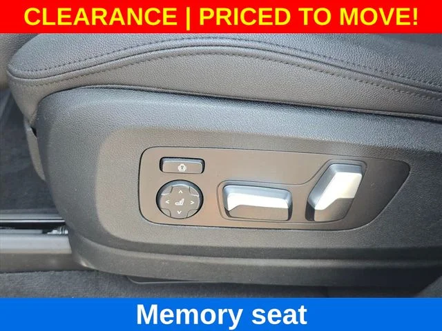 Used 2020 White BMW sDrive40i image 20
