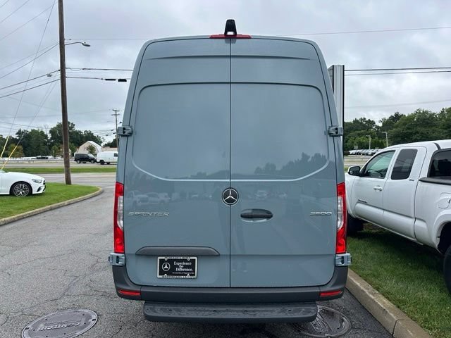 New 2026 Blue Gray Mercedes-Benz Cargo 170 WB image 36