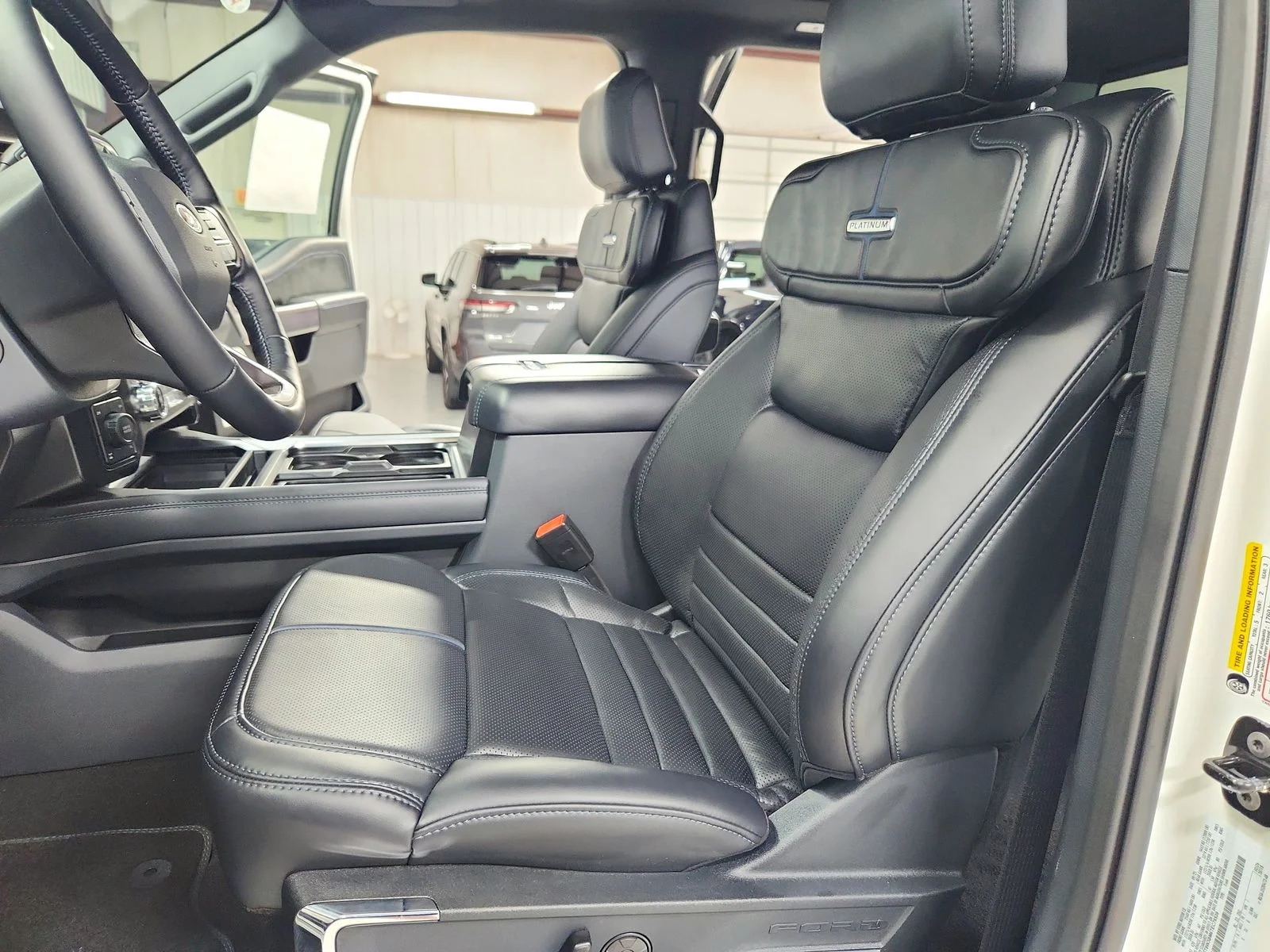 New 2026 White Ford Platinum image 19