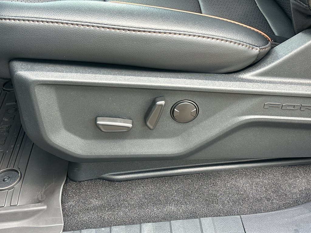 New 2026 Agate Black Metallic Ford Lariat® image 32