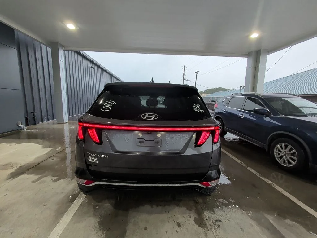 Used 2022 Gray Hyundai SEL image 4