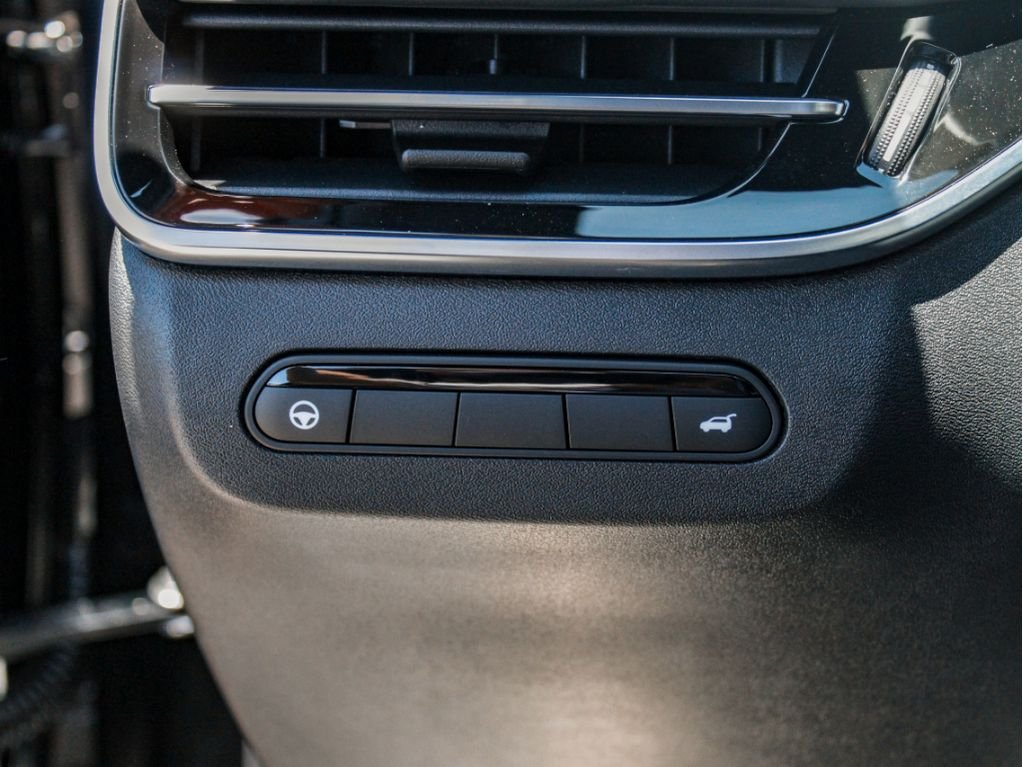 New 2027 BLACK OBSIDIAN INFINITI Luxe AWD image 12