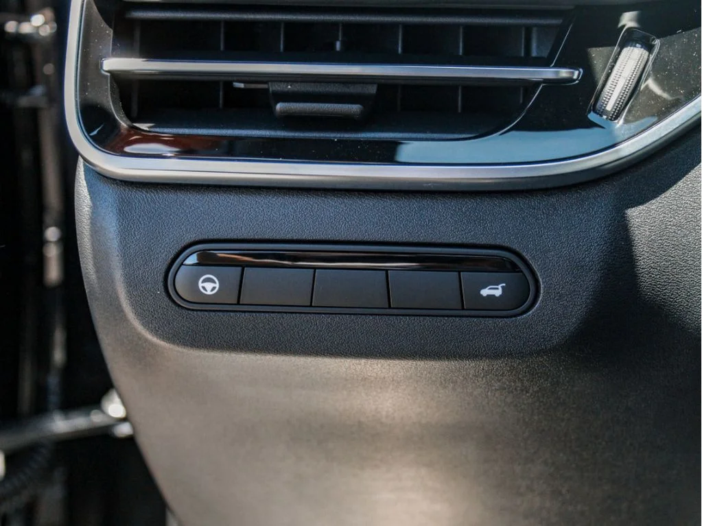 New 2027 BLACK OBSIDIAN INFINITI Luxe AWD image 12