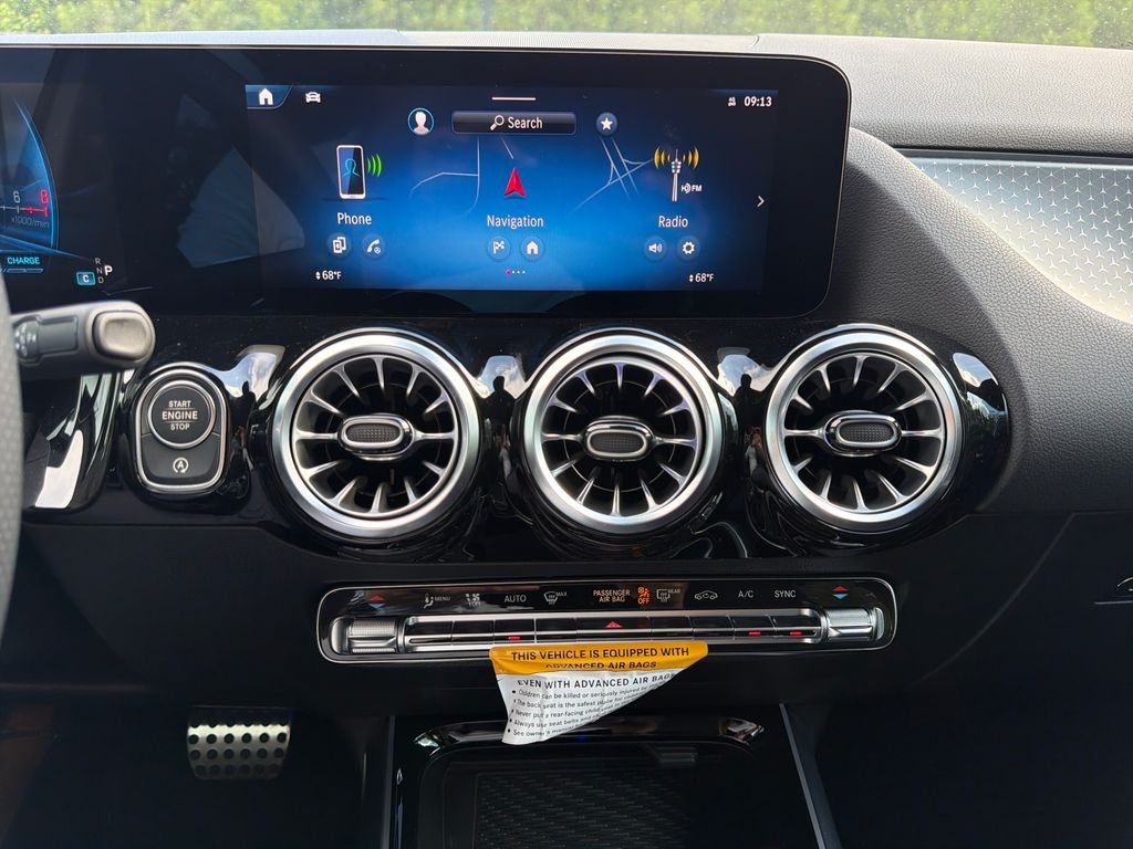 2025 Mercedes-Benz GLA GLA35 AMG - Photo 15