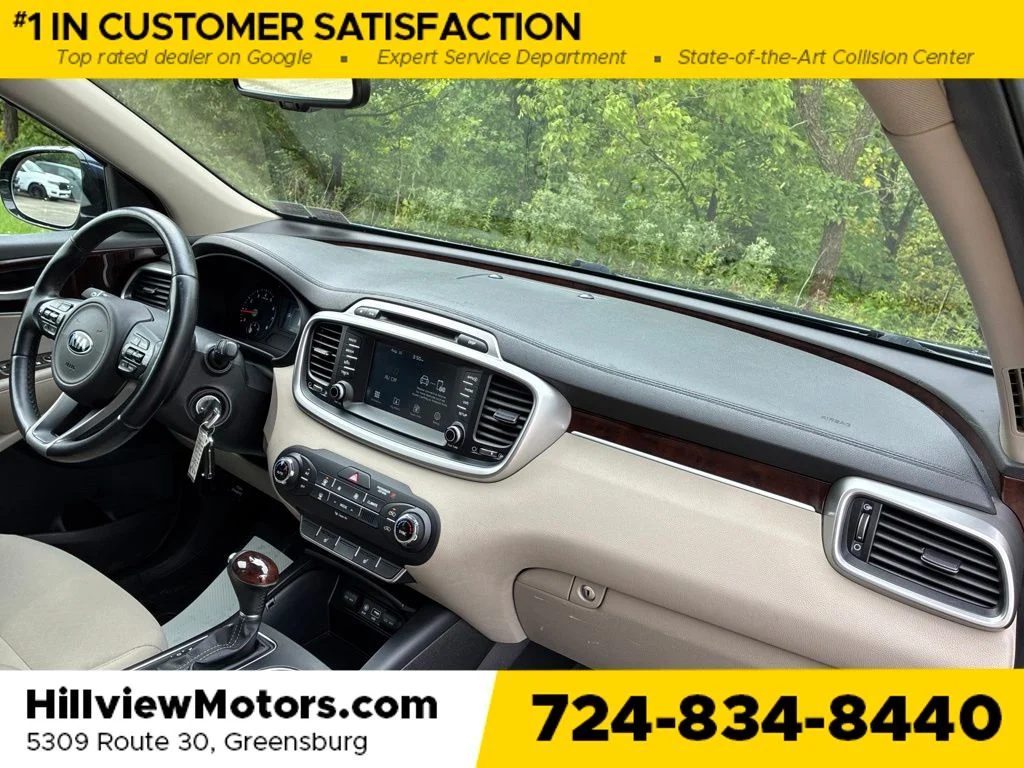 Certified Used 2017 Blue Kia LX image 21