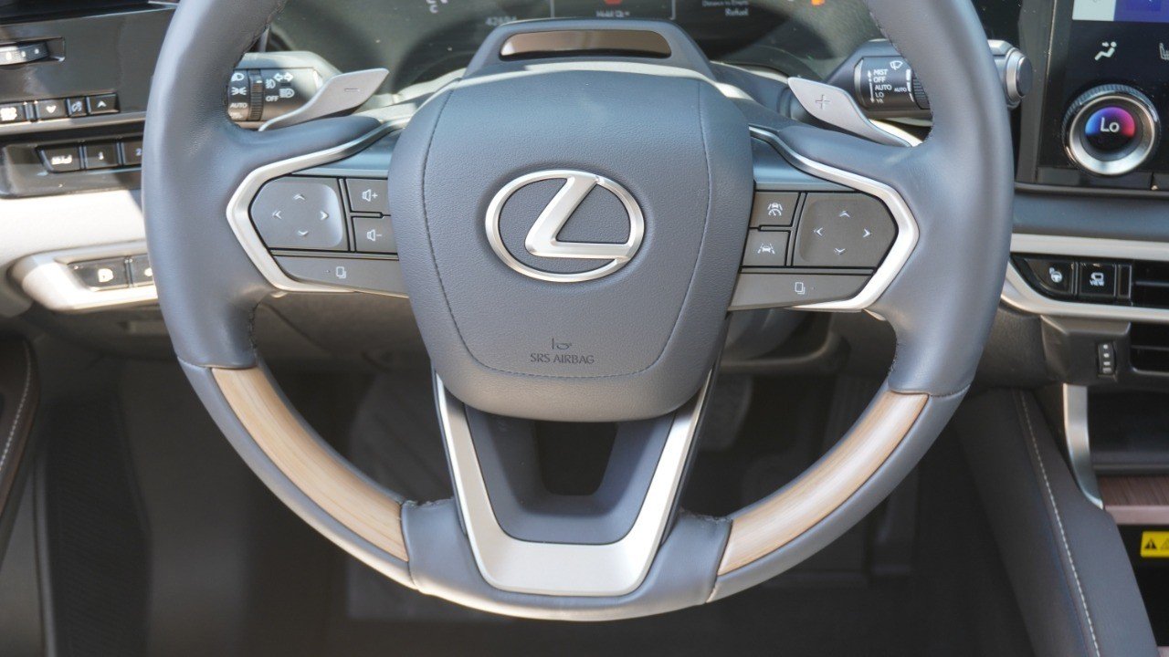 Certified Used 2023 MATADOR RED MICA Lexus RX 350 Premium Plus image 30