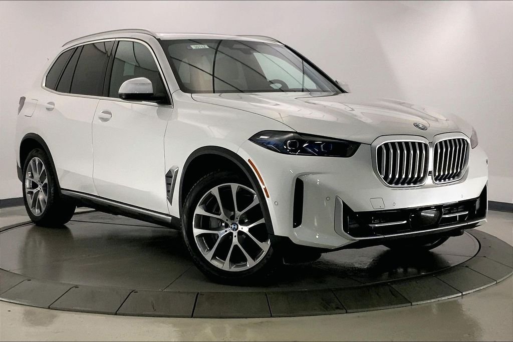 Used 2026 Mineral White Metallic BMW  image 11
