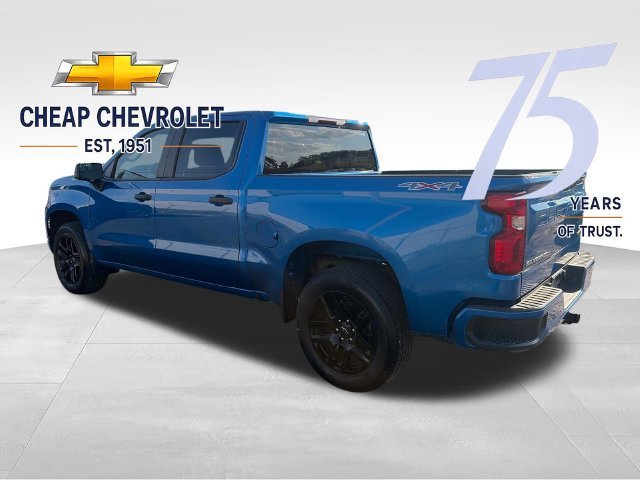 Used 2022 GLACIER BLUE METALLIC Chevrolet Custom image 3