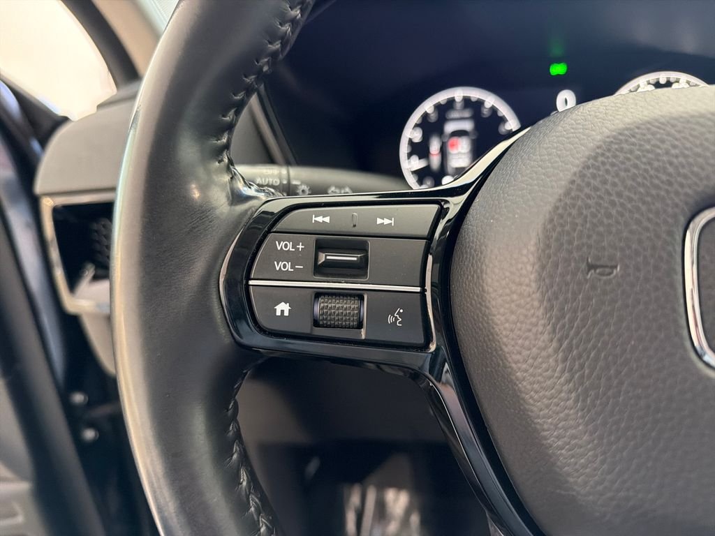 Used 2023  Honda EX-L image 26