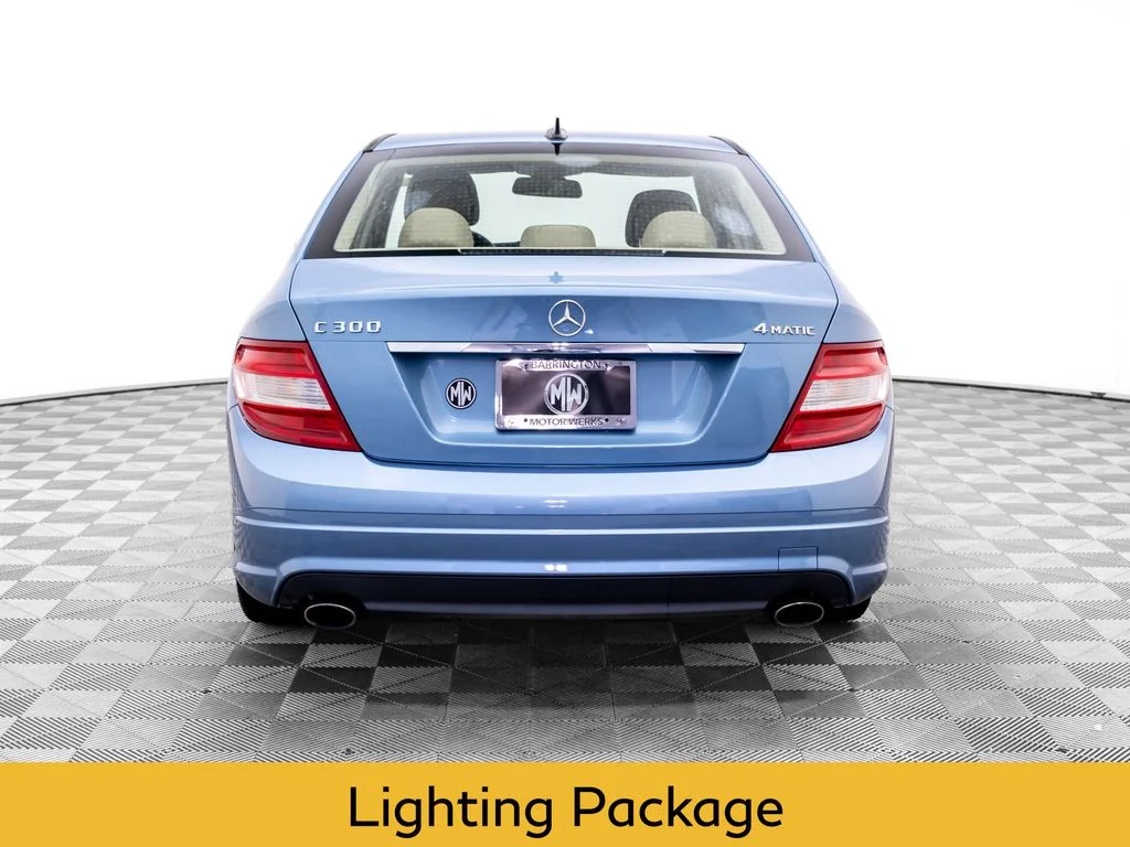 Used 2011 Beige Mercedes-Benz C 300 image 4