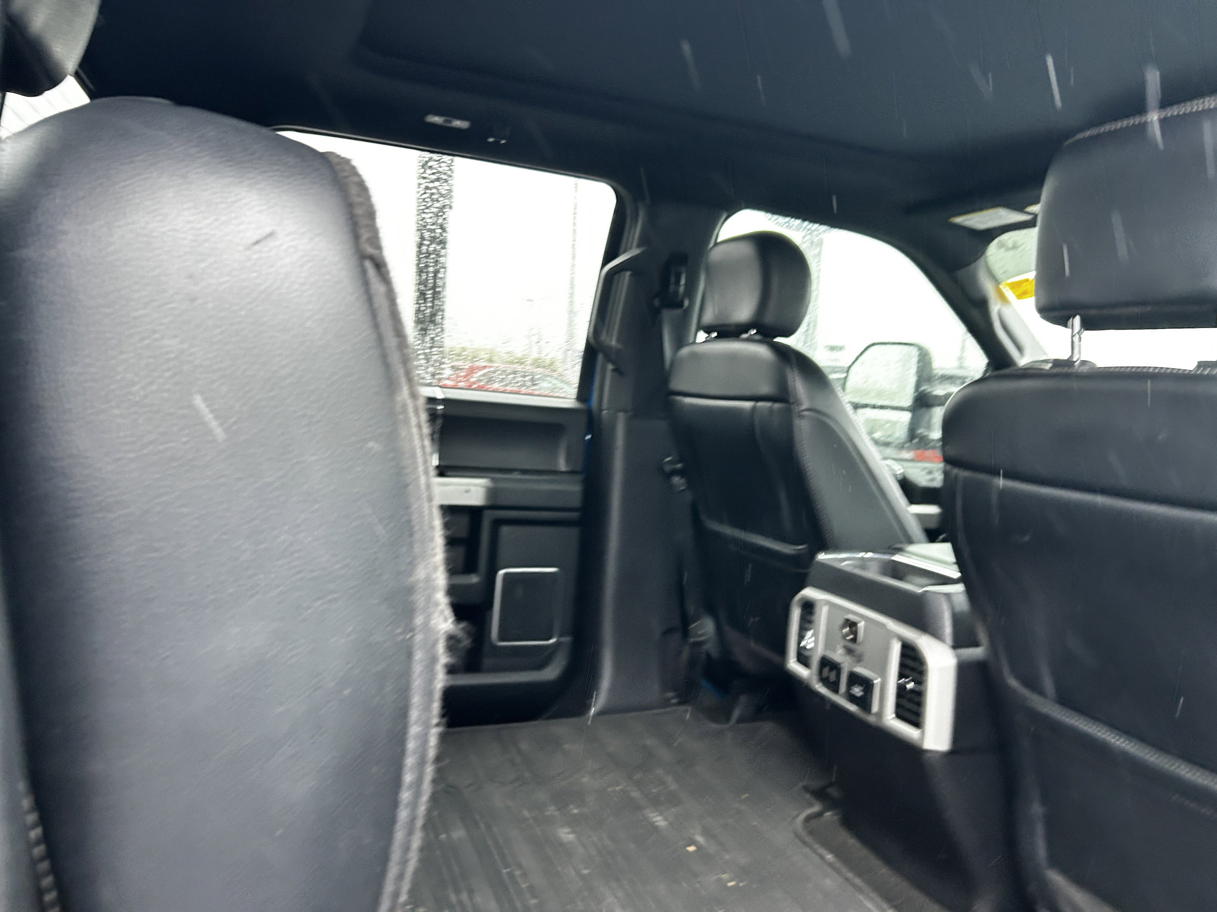 Certified Used 2019 Velocity Blue Metallic Ford LARIAT image 11