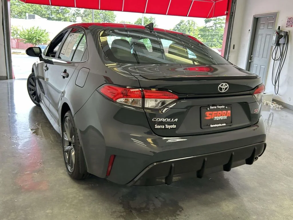 Used 2026  Toyota SE image 5
