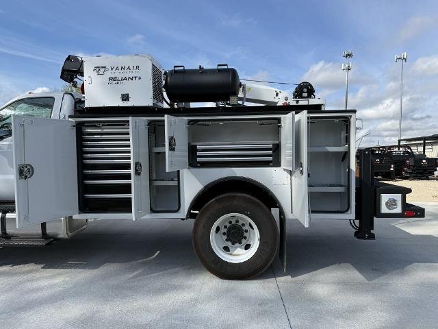 New 2025 Oxford White Ford F-750 SD Diesel Straight Frame image 10