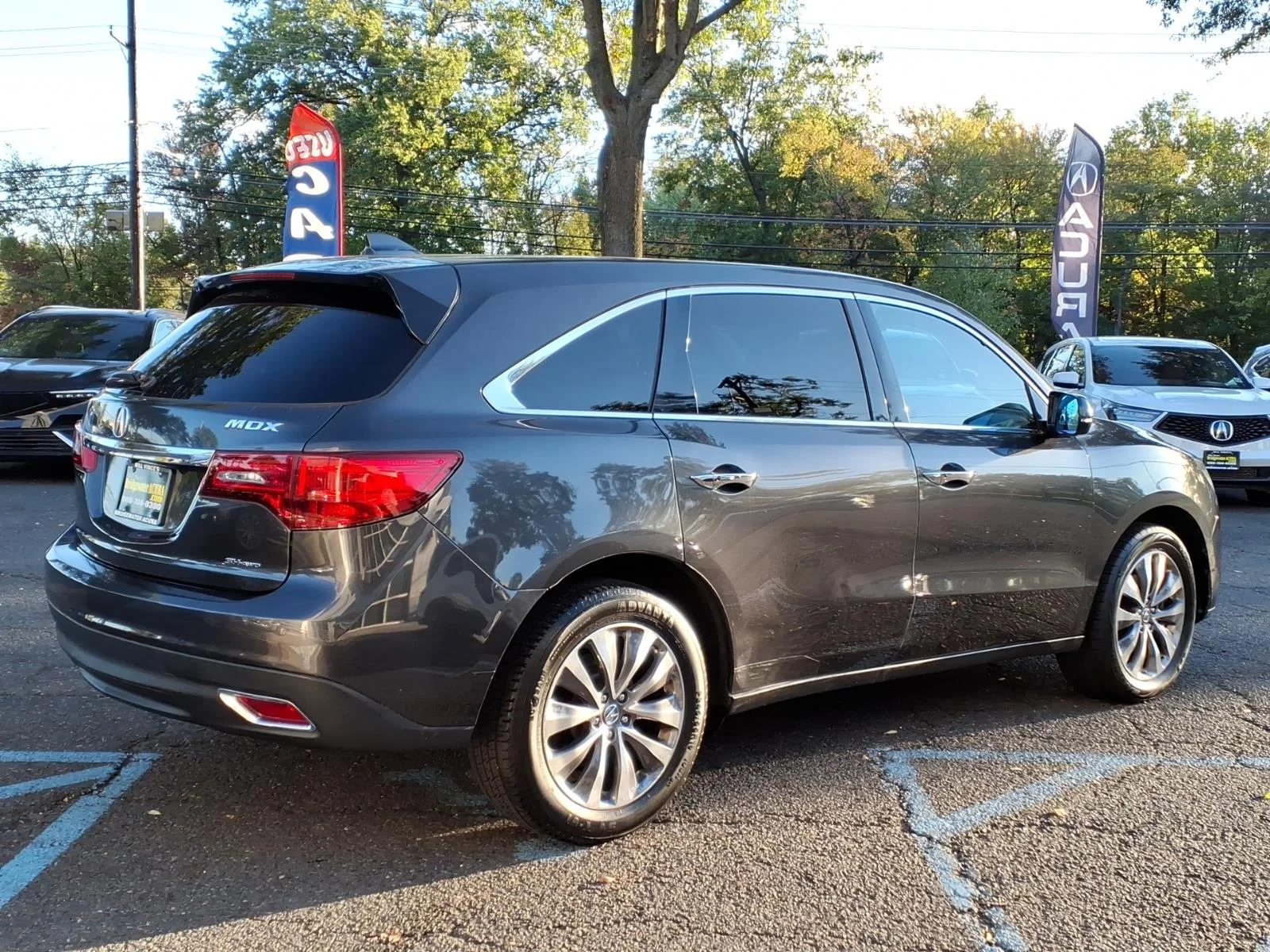 Used 2016 GREY Acura  image 4