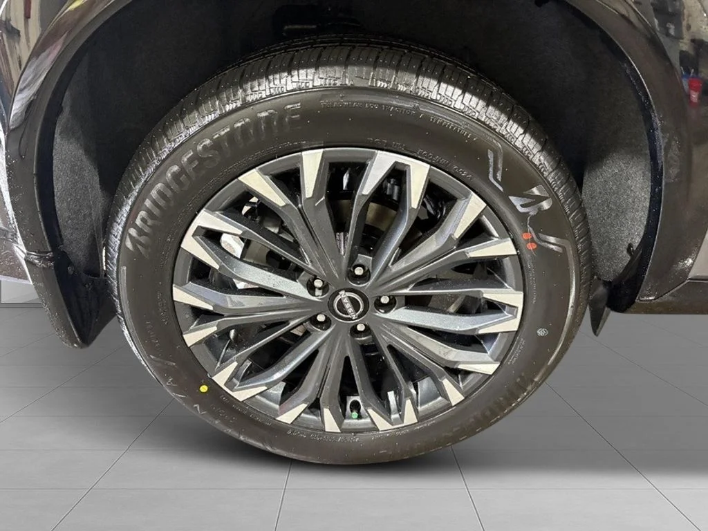 New 2026 Gun Metallic Nissan Platinum image 8