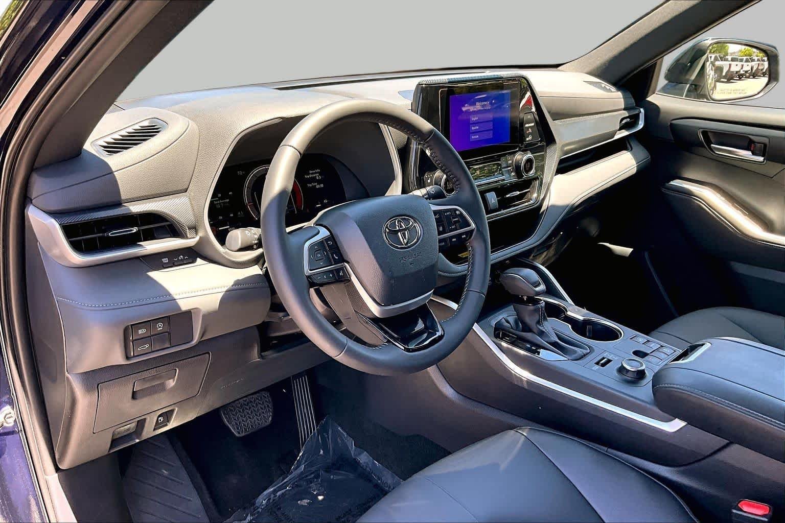 Used 2025 Blueprint Toyota XSE image 18