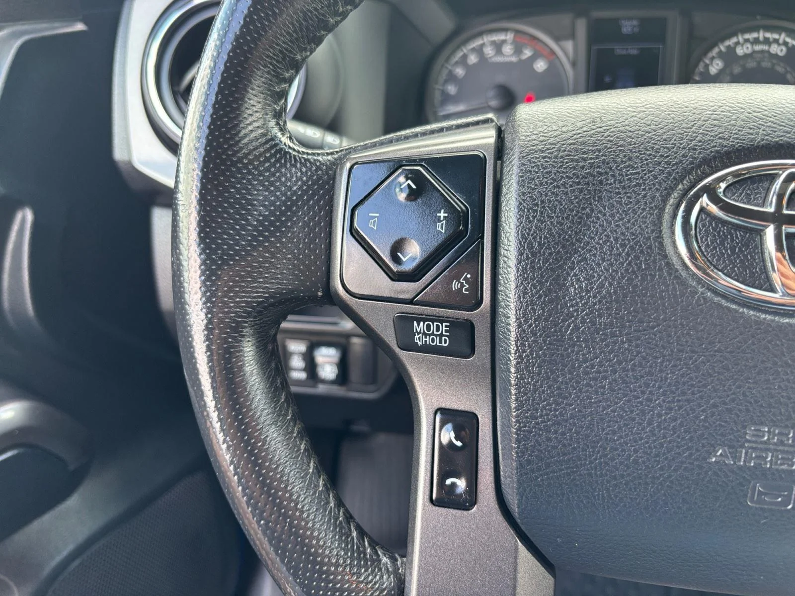 2017 Toyota Tacoma TRD Off Road - Photo 26