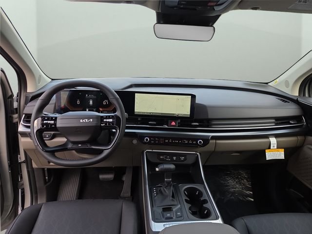 New 2027 White Kia LXS image 2