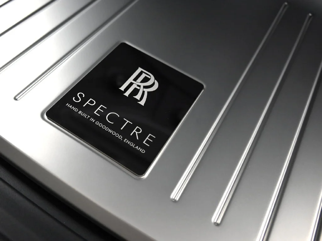 New 2027 Midnight Sapphire Rolls-Royce  image 28