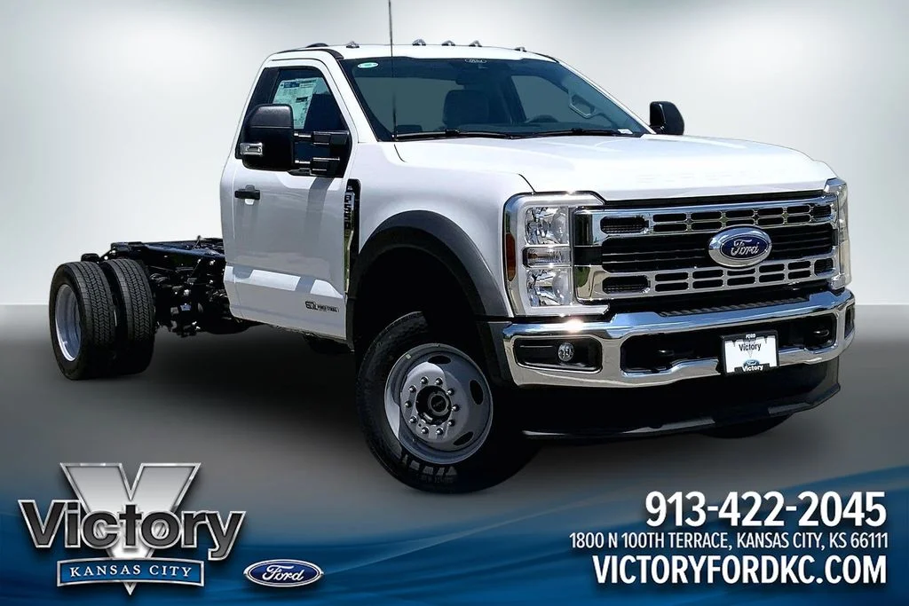2026 Ford F-550 Super Duty Chassis Cab XL