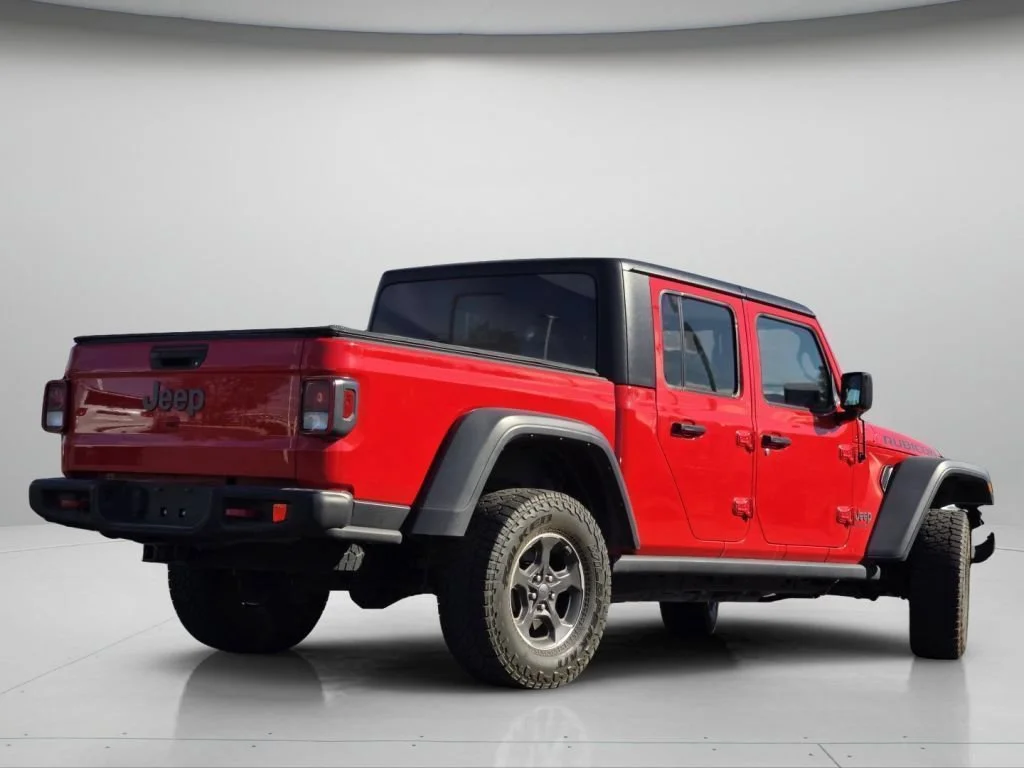 Used 2022 Firecracker Red Clearcoat Jeep Rubicon image 25