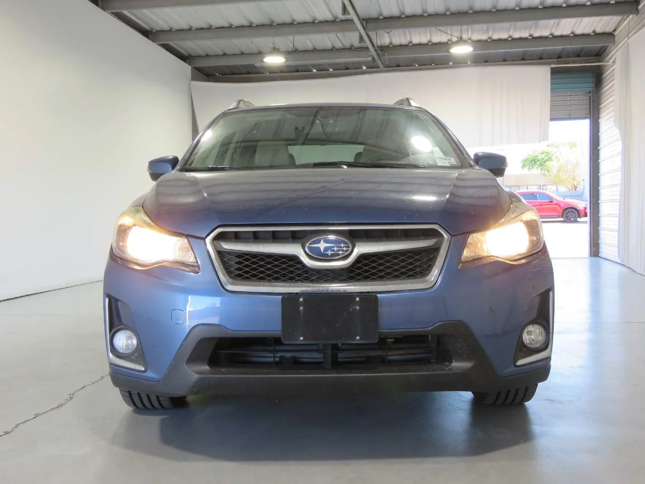 Used 2016 Quartz Blue Pearl Subaru 2.0i Limited image 2