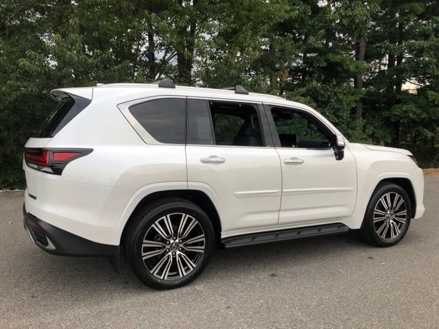 New 2026 White Pearl Lexus 600 Luxury image 3